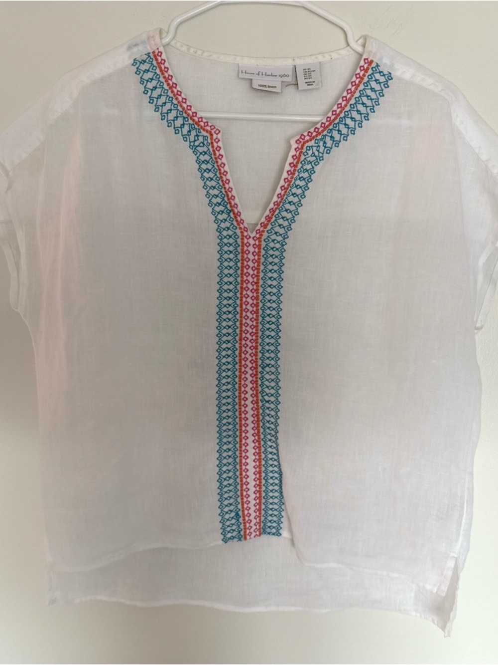 House of Harlow 1960 V-Neck Embroidered Linen Top